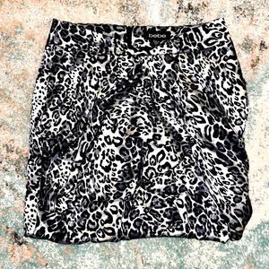 BEBE || Silk Mini Bubble Skirt in Snow Leopard [*VINTAGE*] - SZ 00